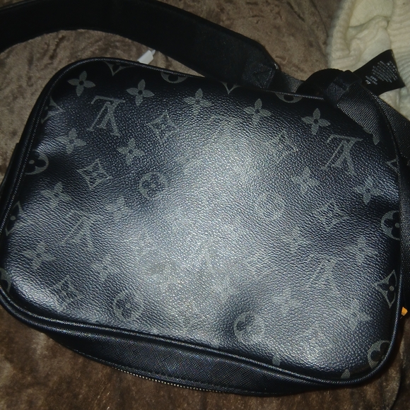 Louis Vuitton Monogram Black and Gray Belt Bag - Picture 2 of 5